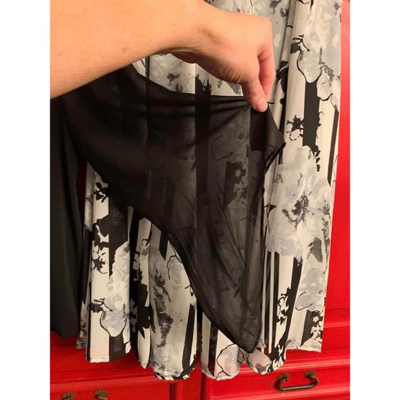 Alfani & Mix Nouveau Sze Med 2 Piece Set Sparkly Dressy Skirt Shirt Holidays EUC - Picture 4 of 9